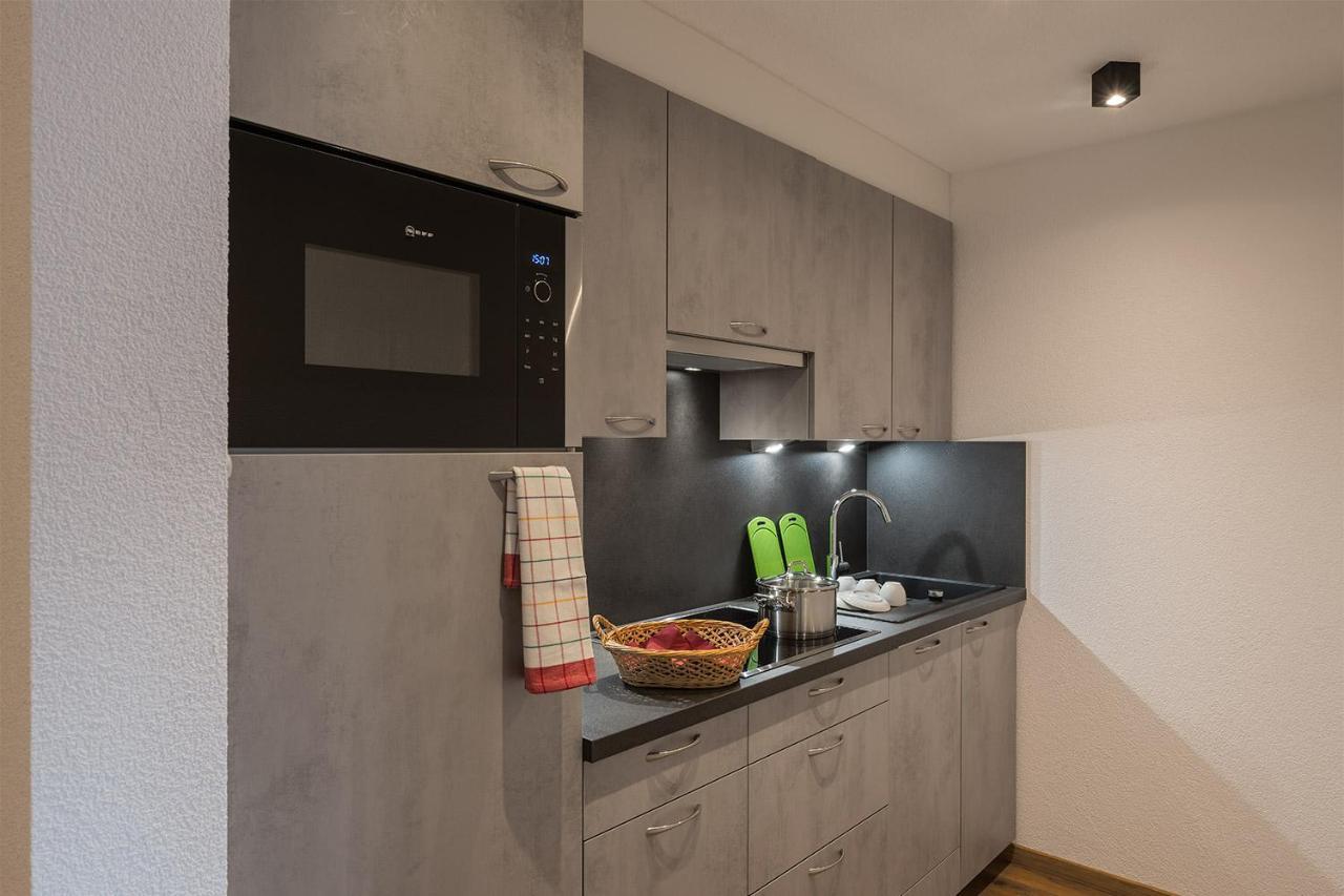 Alpenrose Appartements Burger Evelin Sankt Anton am Arlberg Buitenkant foto