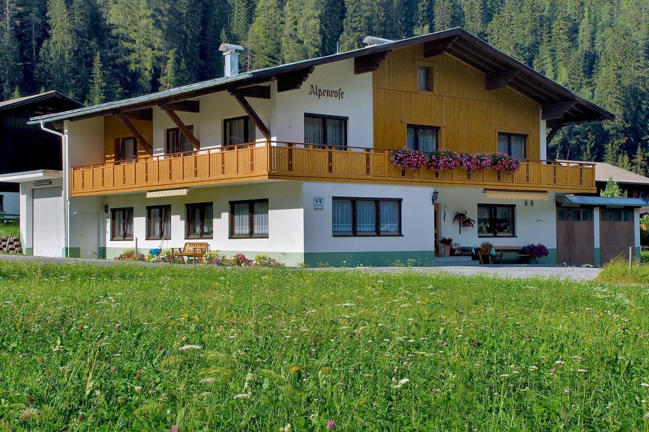 Alpenrose Appartements Burger Evelin Sankt Anton am Arlberg Buitenkant foto